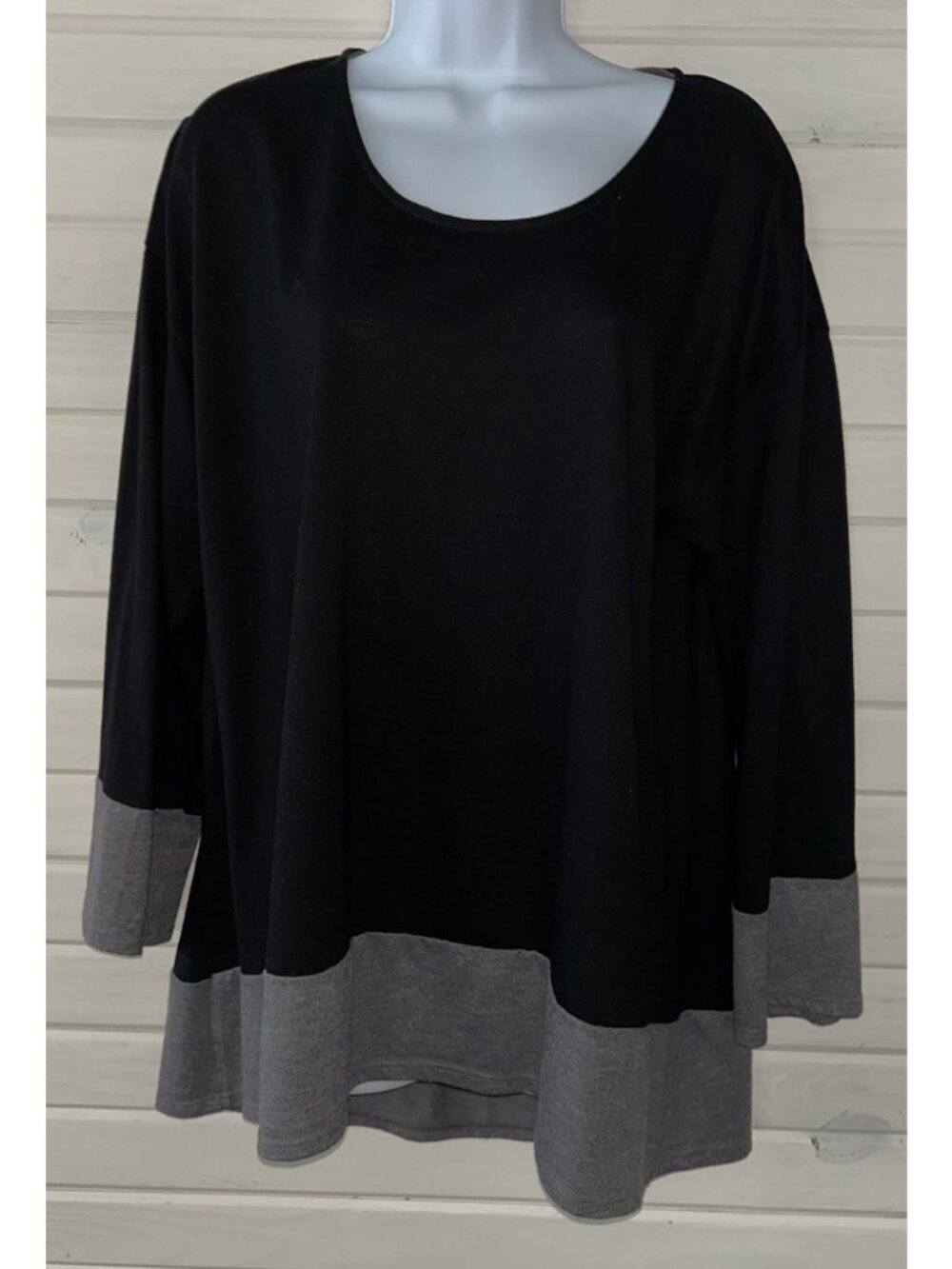 N Natori Sz XL Black Gray Pajama Top L/S Knit Loungewear Super Soft EUC